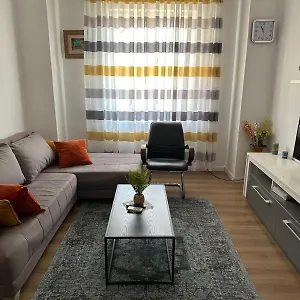 Kelly's Cozy Hideaway - , Tirana Albania