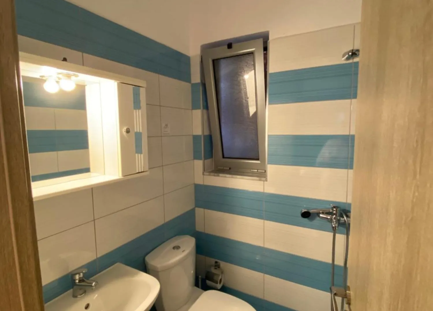 Blue Sea Apartments 체파로 0*,