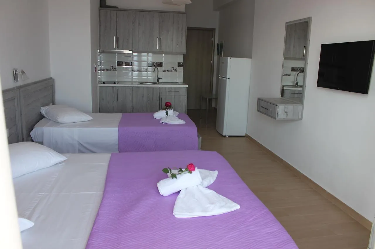 Blue Sea Apartments 체파로 0*,  알바니아